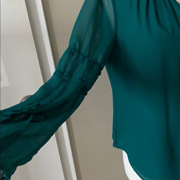 Worthington size small blouse. Green - Picture 2 of 3